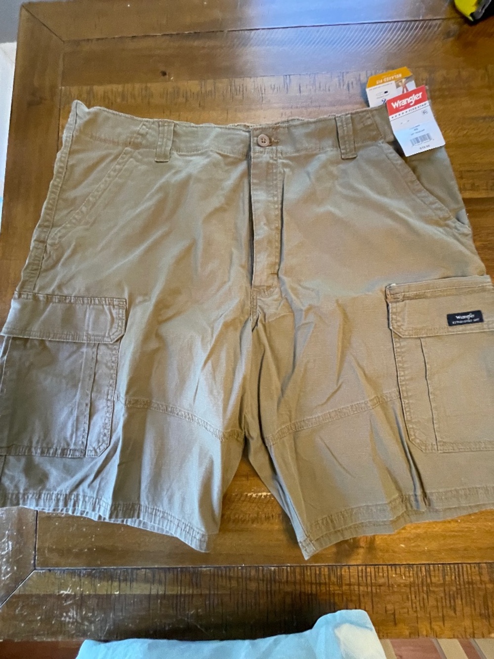 Wrangler Relaxed Fit Shorts size 40